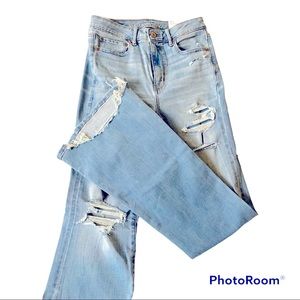 New American Eagle stretch Ripped Super High-Waisted Flare Jean 4R